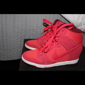 Nike Ski Hi Essential Mesh